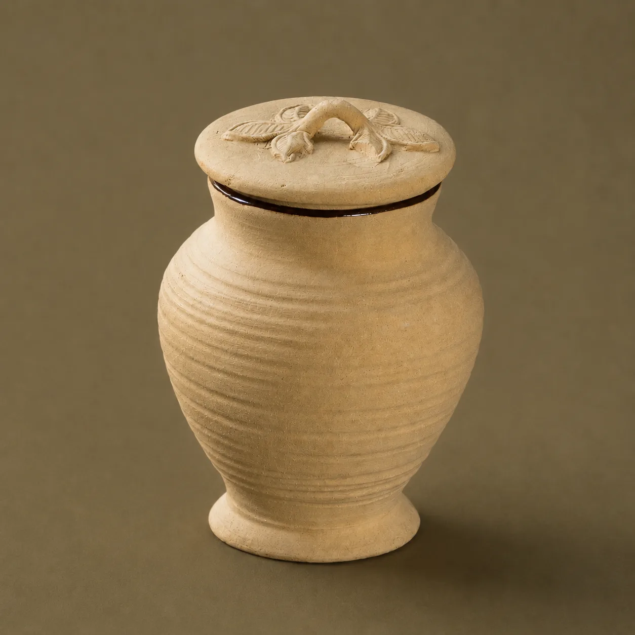 Lidded Spice Pot